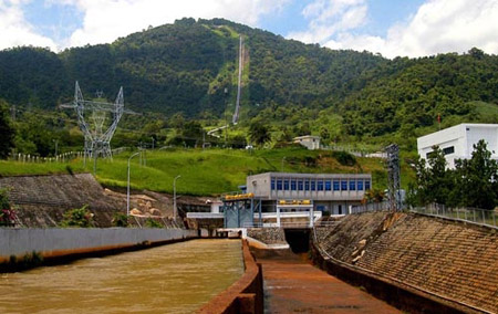 Chấp thuận điều chỉnh chủ trương đầu tư đồng thời chấp thuận nhà đầu tư Dự án khai thác, chế biến đá xây dựng tại tiểu khu 474, xã Măng Cành, huyện Kon Plông, tỉnh Kon Tum của Công ty TNHH Đầu tư Xây dựng và Thương mại Tiến Dung Kon Tum
